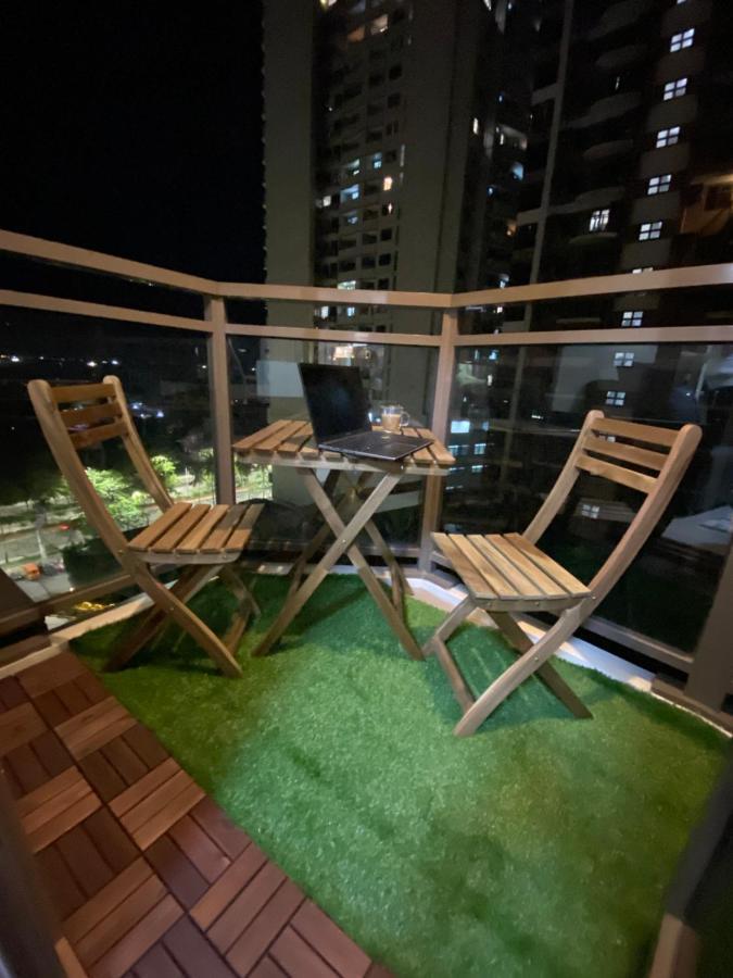 Aparthotel Le 10 The Radiance Manila Bay Pasay Exterior foto