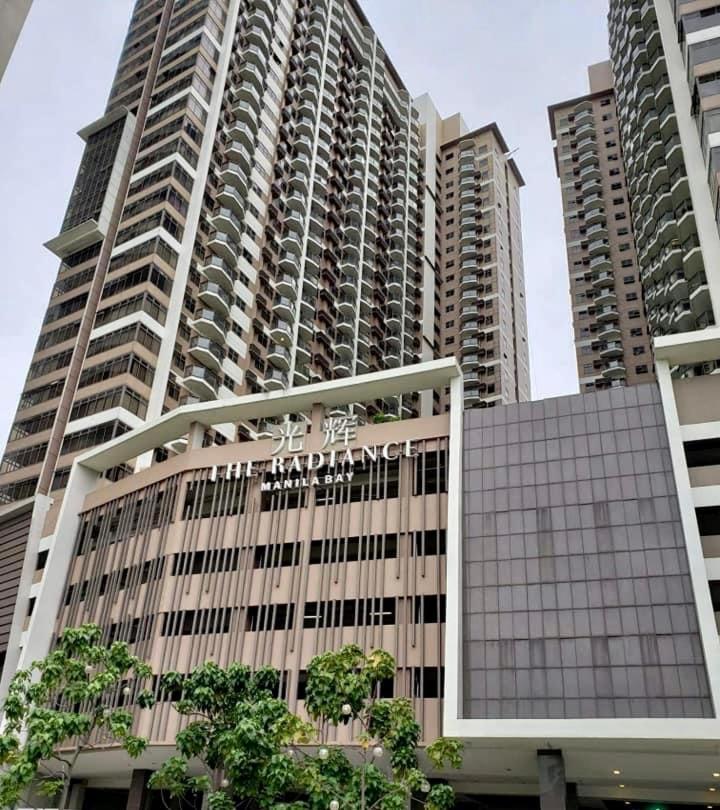 Aparthotel Le 10 The Radiance Manila Bay Pasay Exterior foto